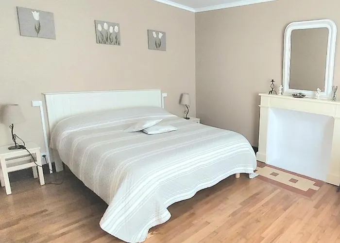 Lou Caussinhol 3 Epis 3*